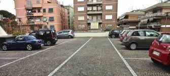 Aree destinate a parcheggio: per i parcheggi realizzati in eccedenza non opera il vincolo pertinenziale